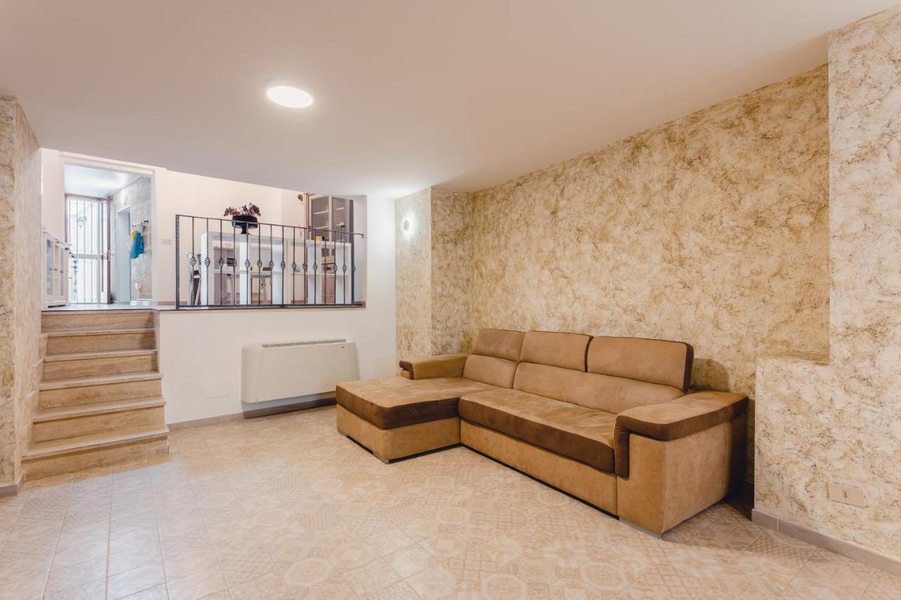 Convivo Apartment Palazzo Galateo Lecce Luaran gambar
