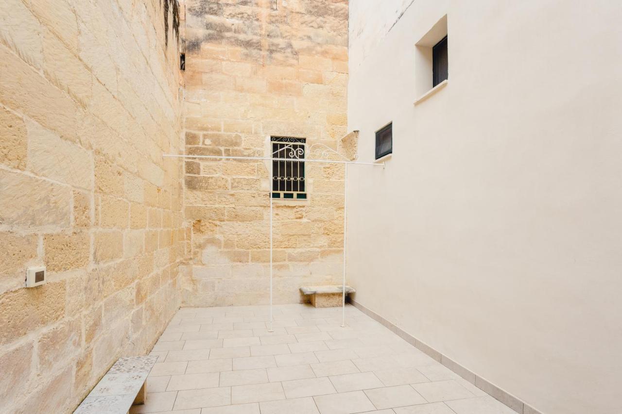 Convivo Apartment Palazzo Galateo Lecce Luaran gambar