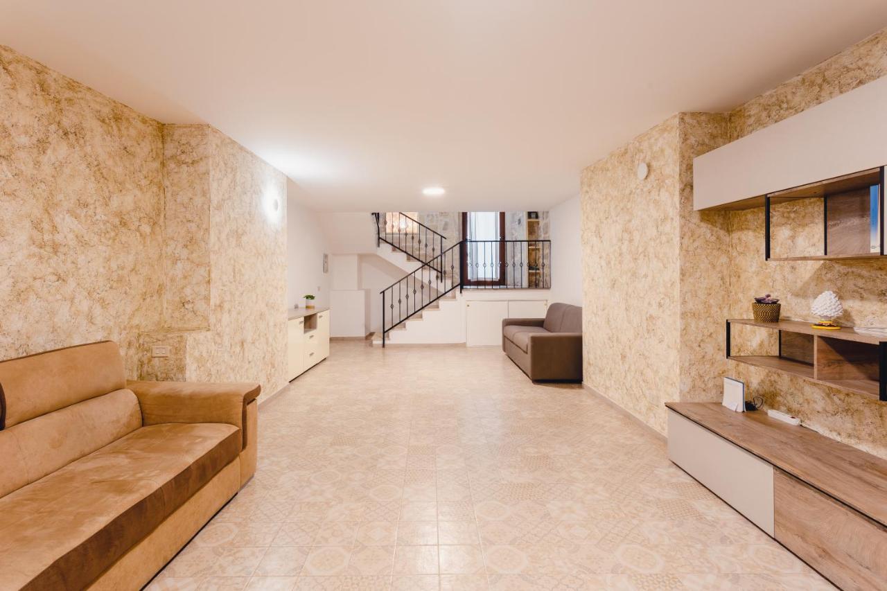 Convivo Apartment Palazzo Galateo Lecce Luaran gambar