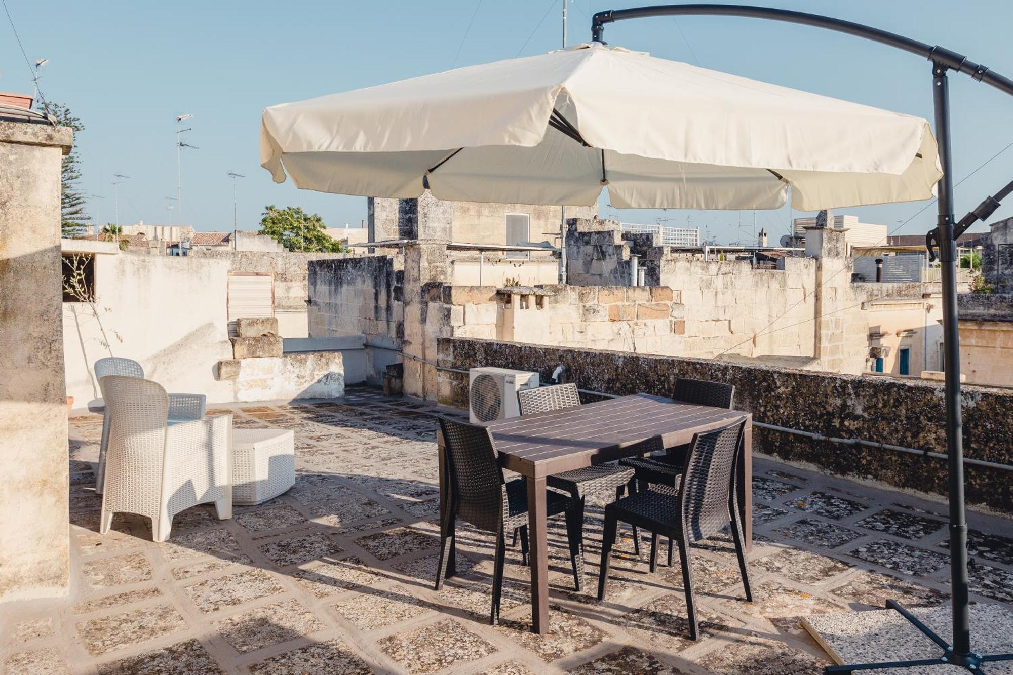 Convivo Apartment Palazzo Galateo Lecce Luaran gambar